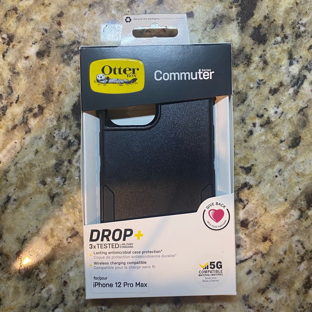 OtterBox iPhone 12 Pro Max
Commuter Series